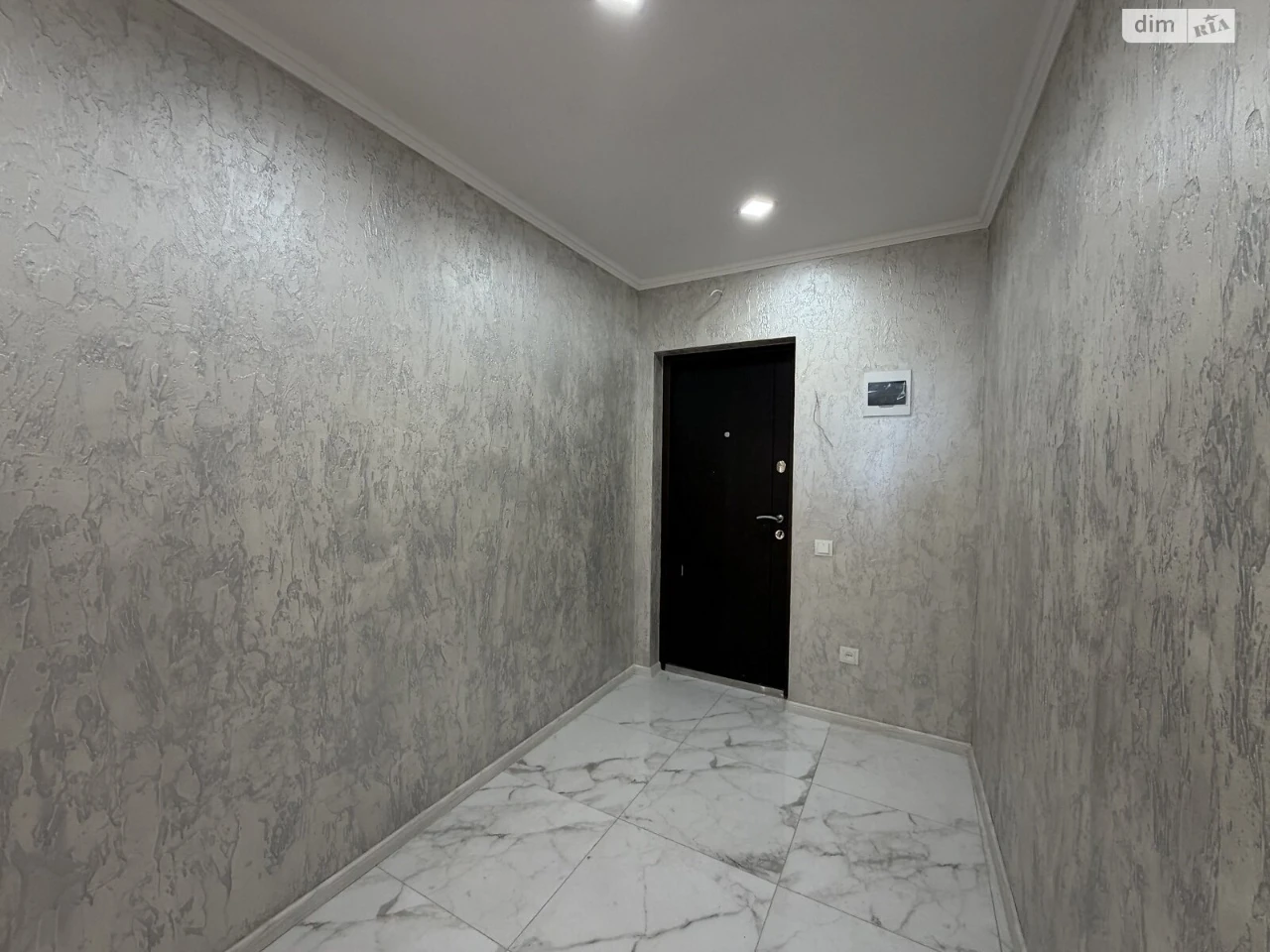 Sale of Apartment in Canada
