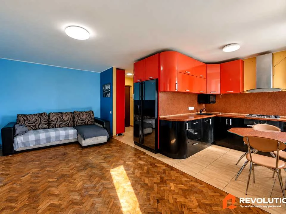 Apartment. Kyiv, Leonid Kadenyuk Avenue