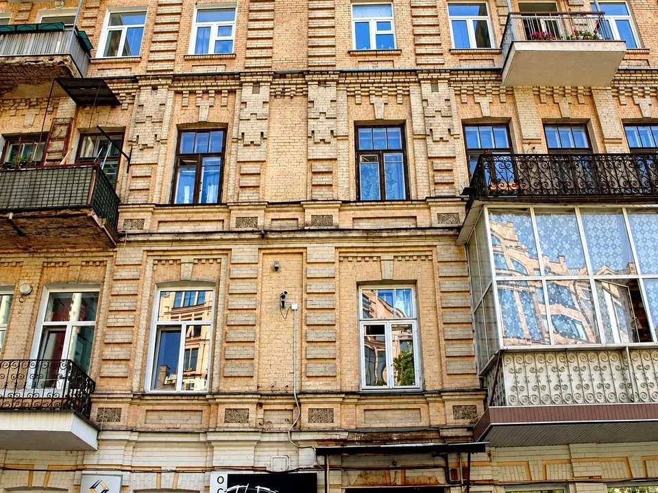 Квартира. Київ, Олеся Гончара вул.