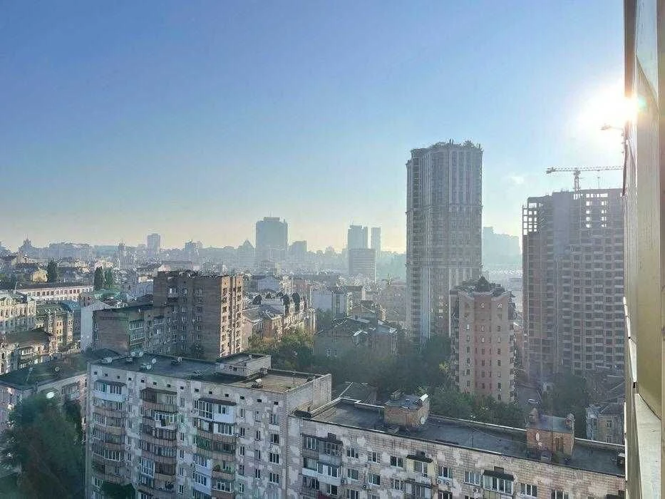 Центр клубный дом 80 м² ЖК Resident Concept House
