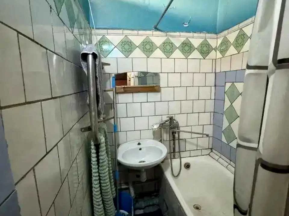 Квартира. Дніпро, Героїв просп.