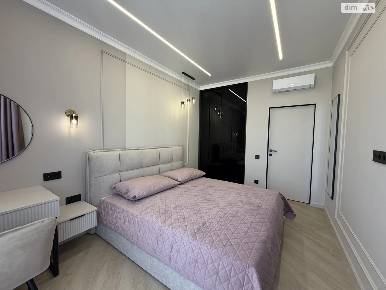 Sale of Apartment in Primorsky District
