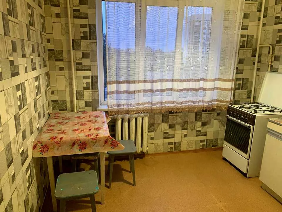 Apartment. Kamianets-Podilsky, Mayborskogo St.