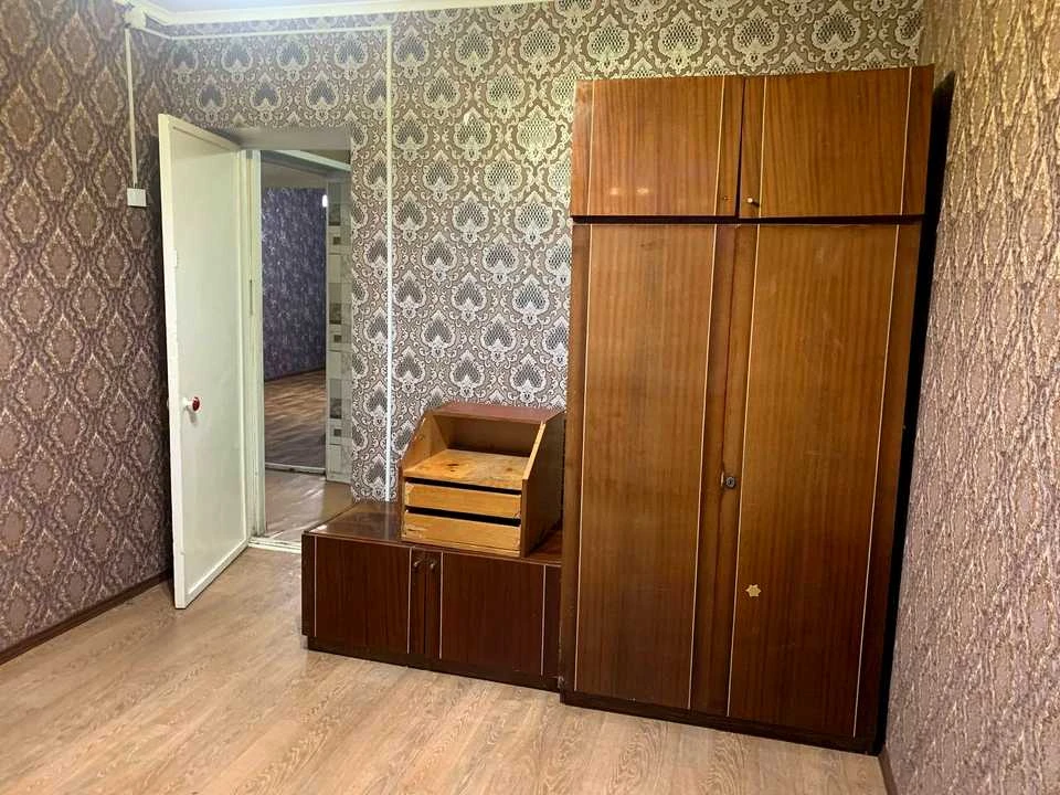 Apartment. Kamianets-Podilsky, Mayborskogo St.