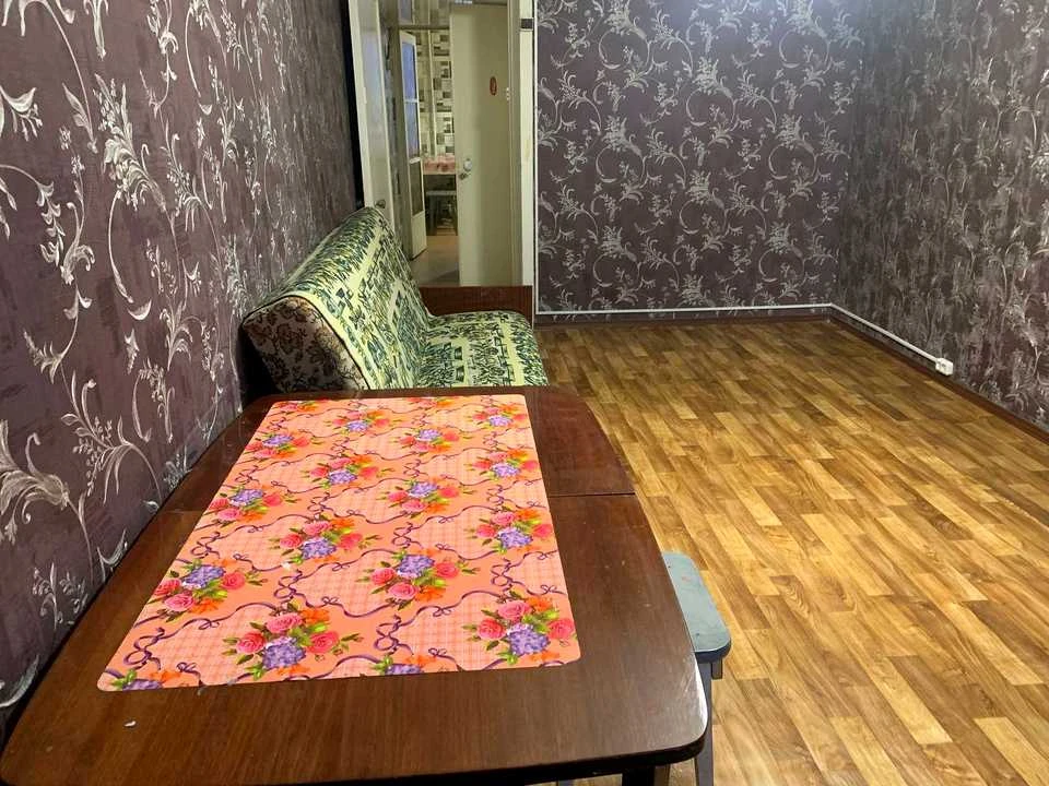 Apartment. Kamianets-Podilsky, Mayborskogo St.