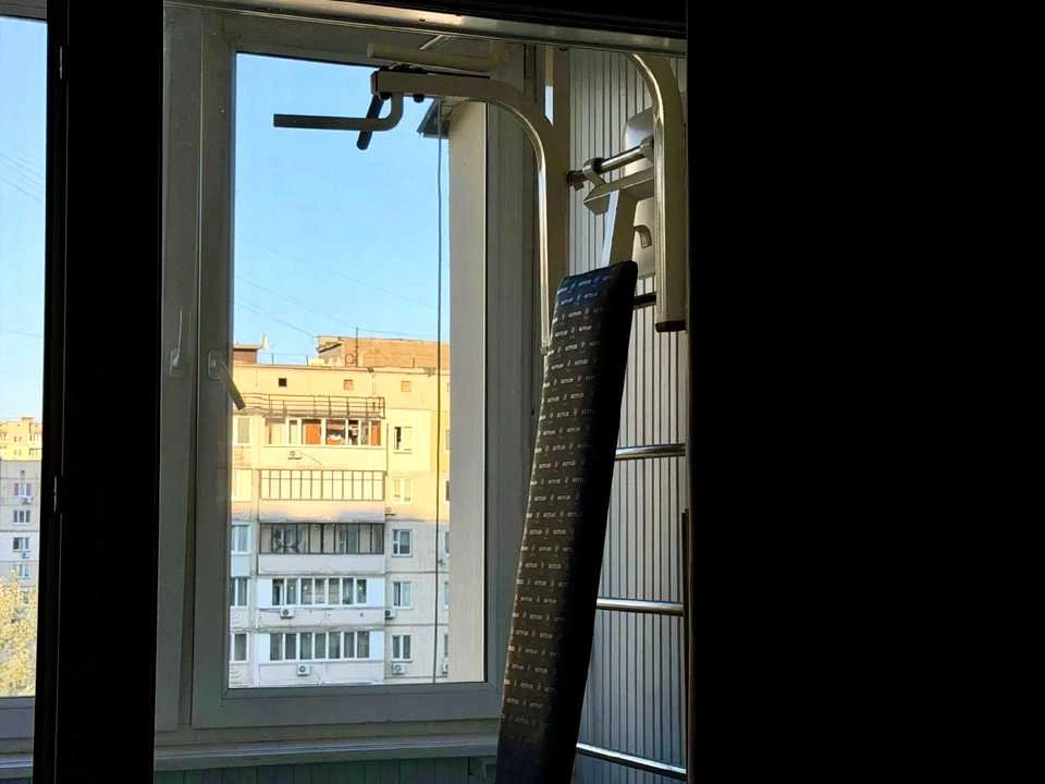 2-room apartment. Alexander Misyuga St., Kyiv