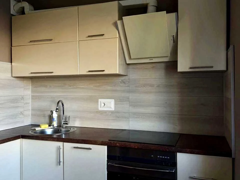 2-room apartment. Alexander Misyuga St., Kyiv