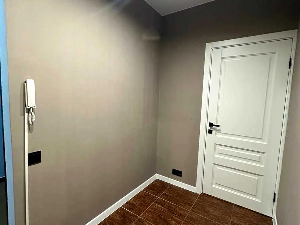 2-room apartment. Alexander Misyuga St., Kyiv