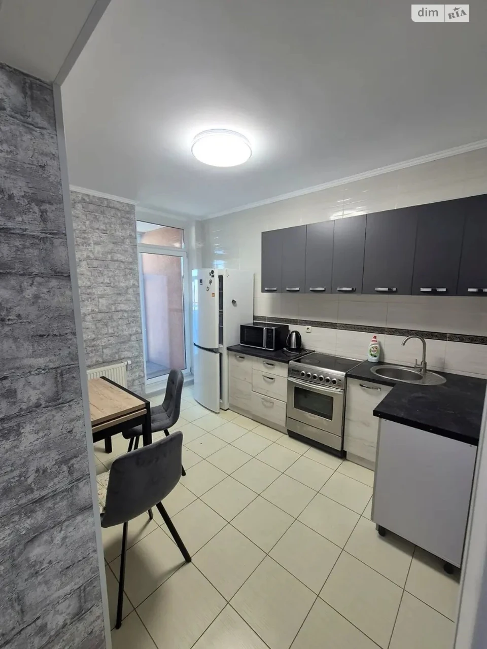 Long-Term Rental, 1-room Apartment