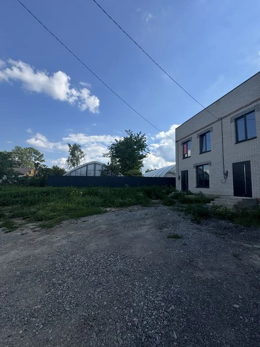 Кутовий Таунхаус на замості