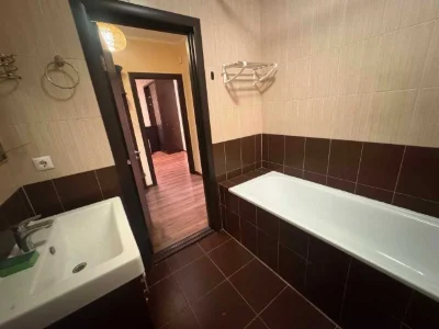 Продаж 2-кімнатної квартири Харківське шосе, 15А