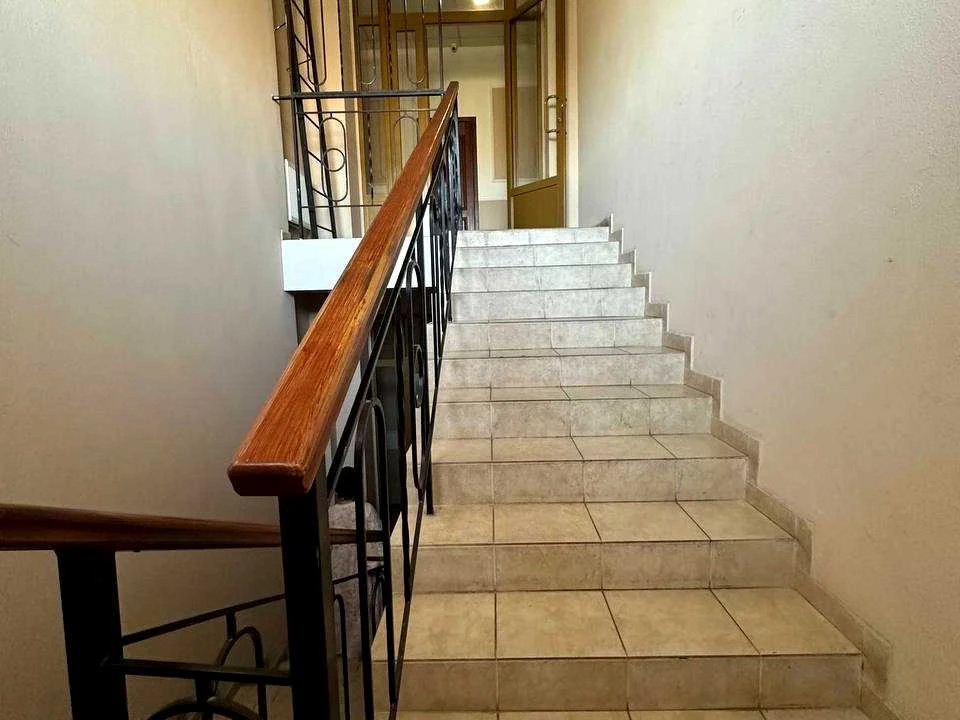 Four-room apartment. Odessa, Nechiporenko street.