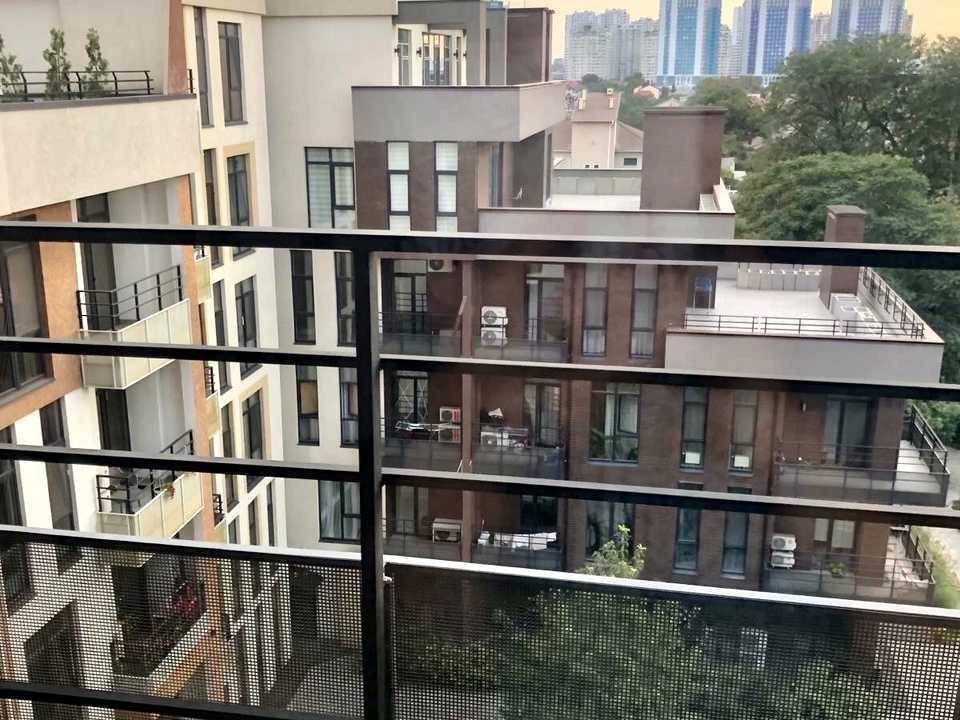 Apartment. Odessa, Anatolii Bachinskogo St.