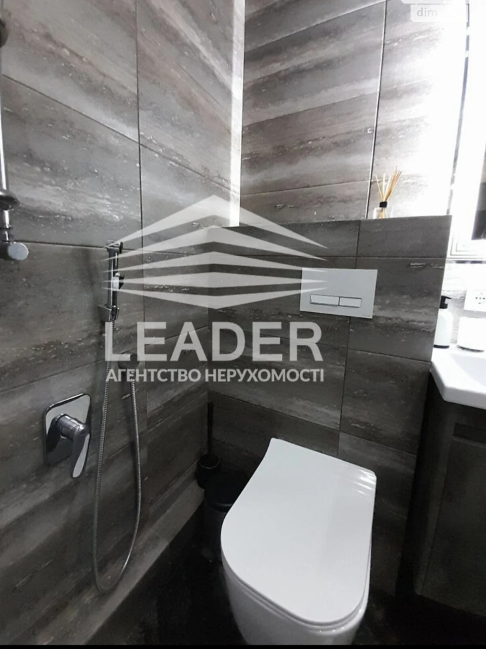 Long-Term Rental Apartment, Podil'