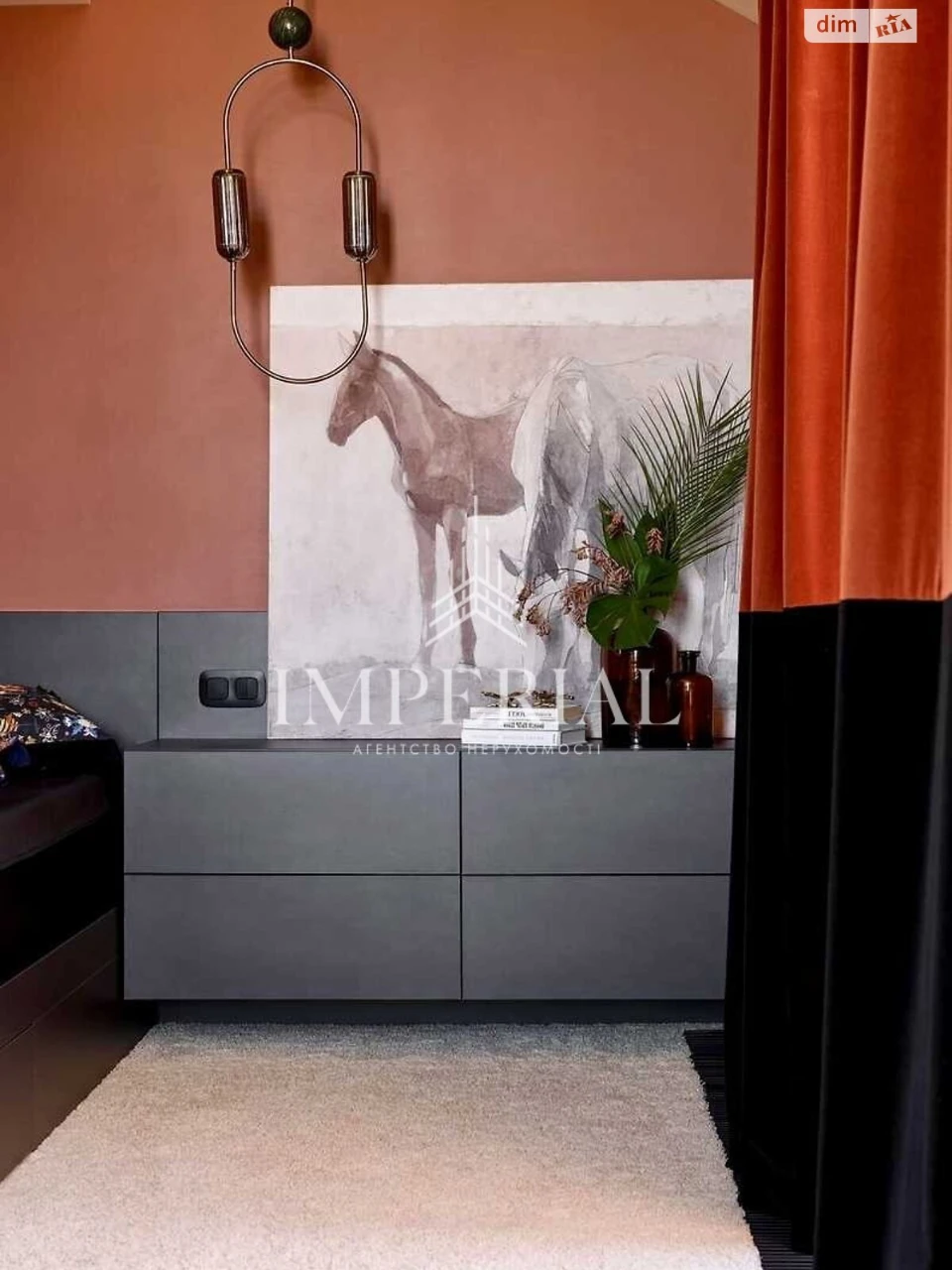 Long-Term Rental Apartment Dniprovsky