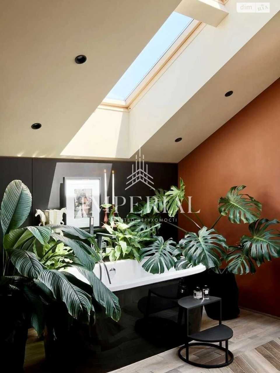 Long-Term Rental Apartment Dniprovsky
