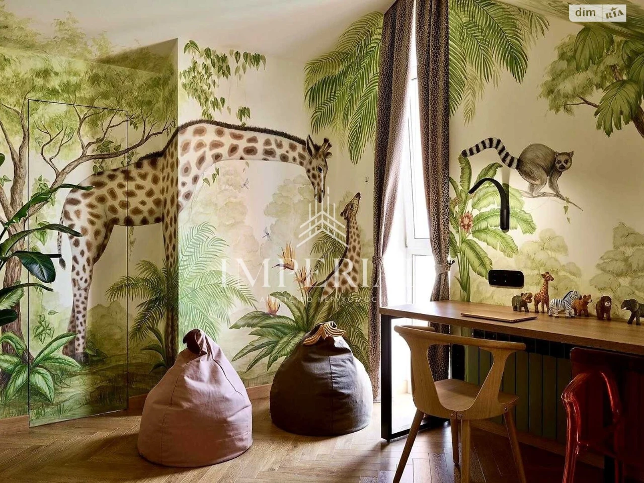 Long-Term Rental Apartment Dniprovsky