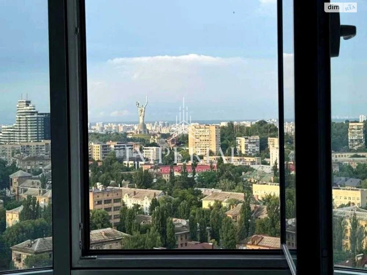 Long-Term Rental Apartment, Pecersky District