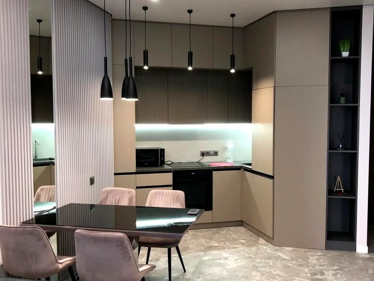 Rent of a 2-room apartment 58 sq.m. 26 floors