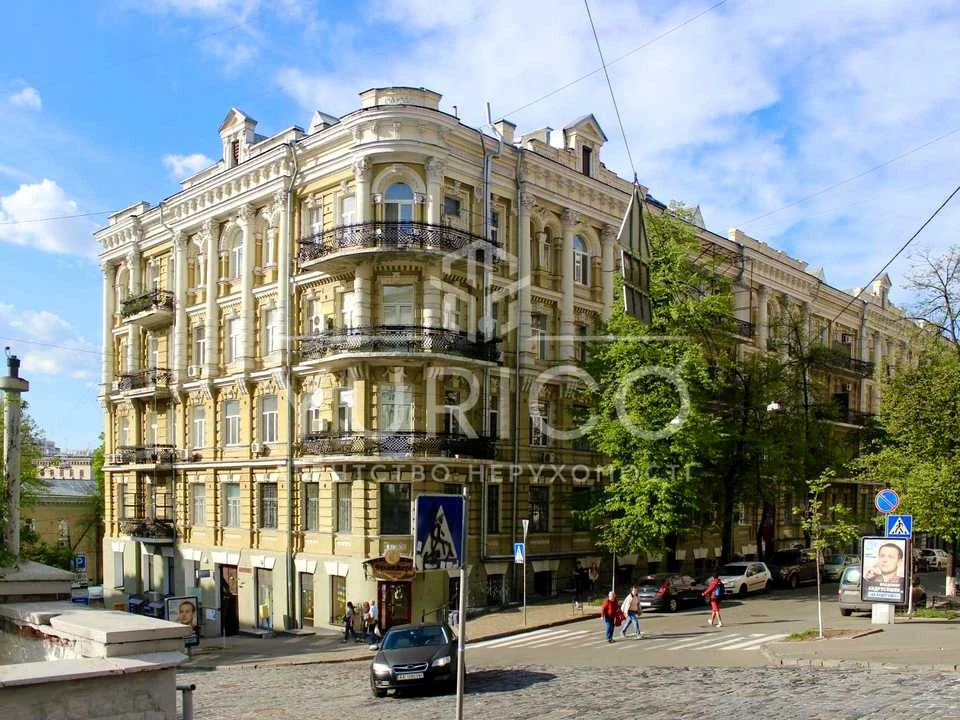 Apartment. Lutseranska St.