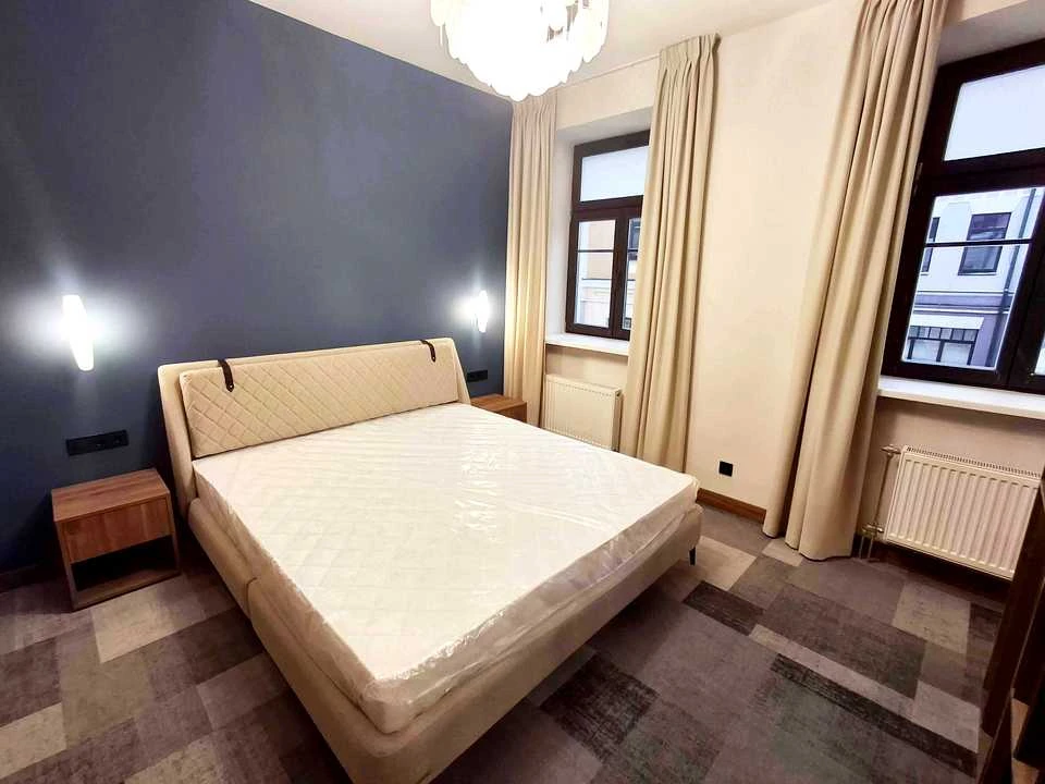 Apartment. Kyiv, Гончарна St.
