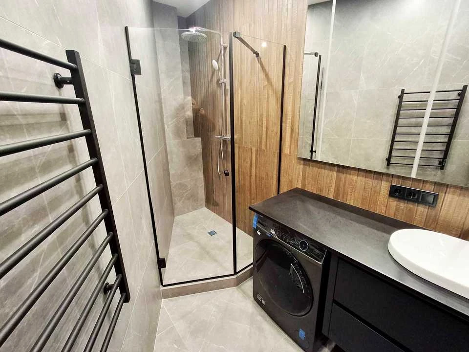 Apartment. Kyiv, Гончарна St.