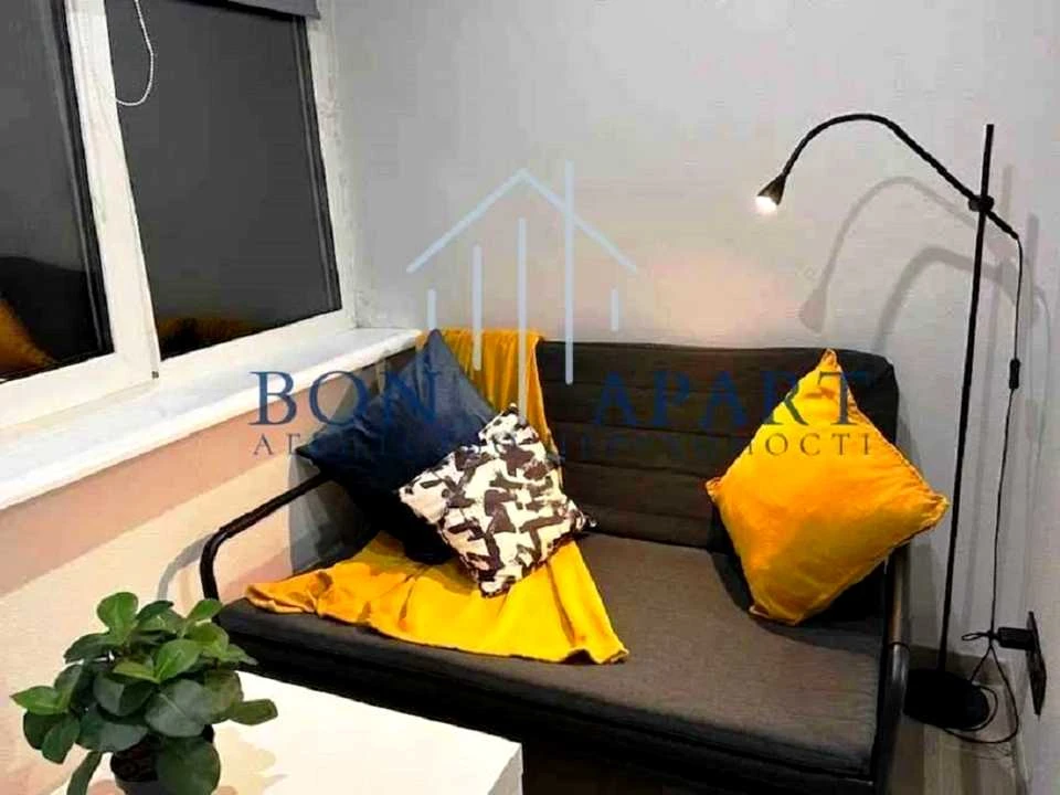 Apartment. Kyiv, Antonovycha St.