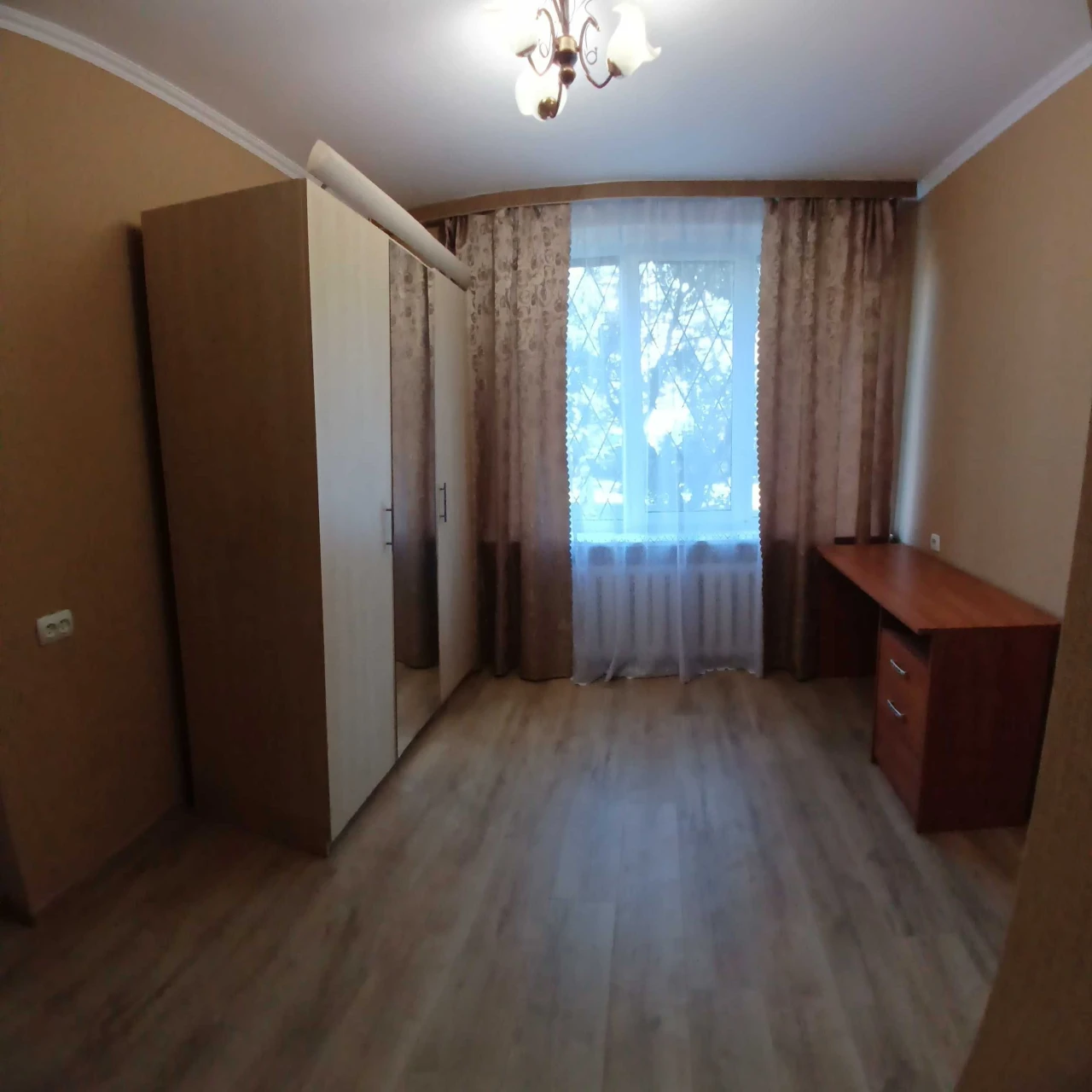 Продаж 1 кім.квартири Деснянський,проспект Лісовий 21ий