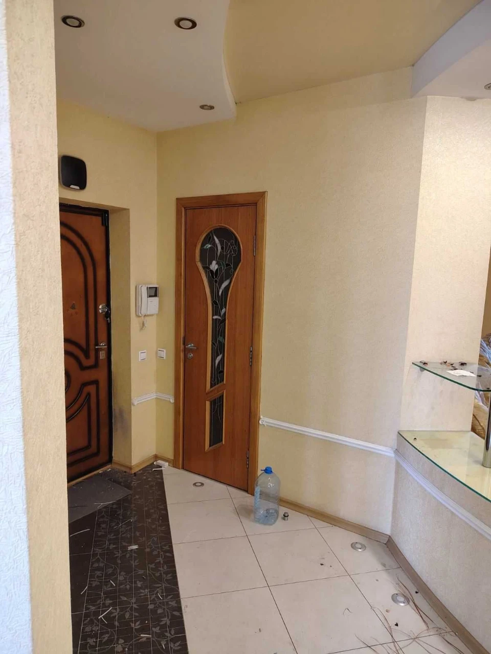Address 4, Amosov Street. Double-sided.