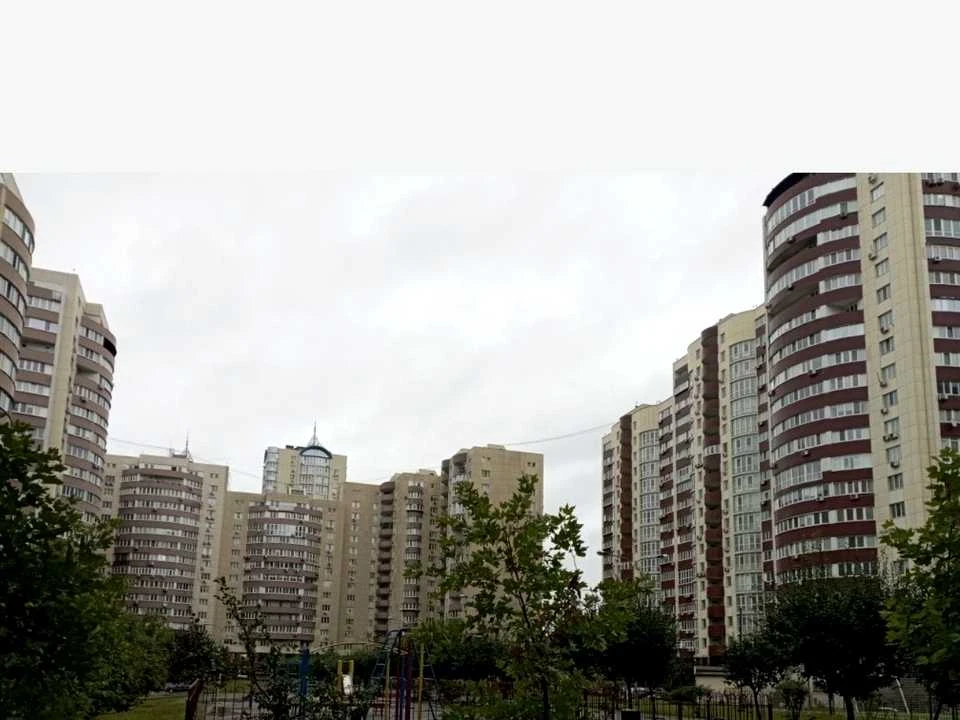 2-room apartment. Kyiv, Mykoly Rudenko boulevard.