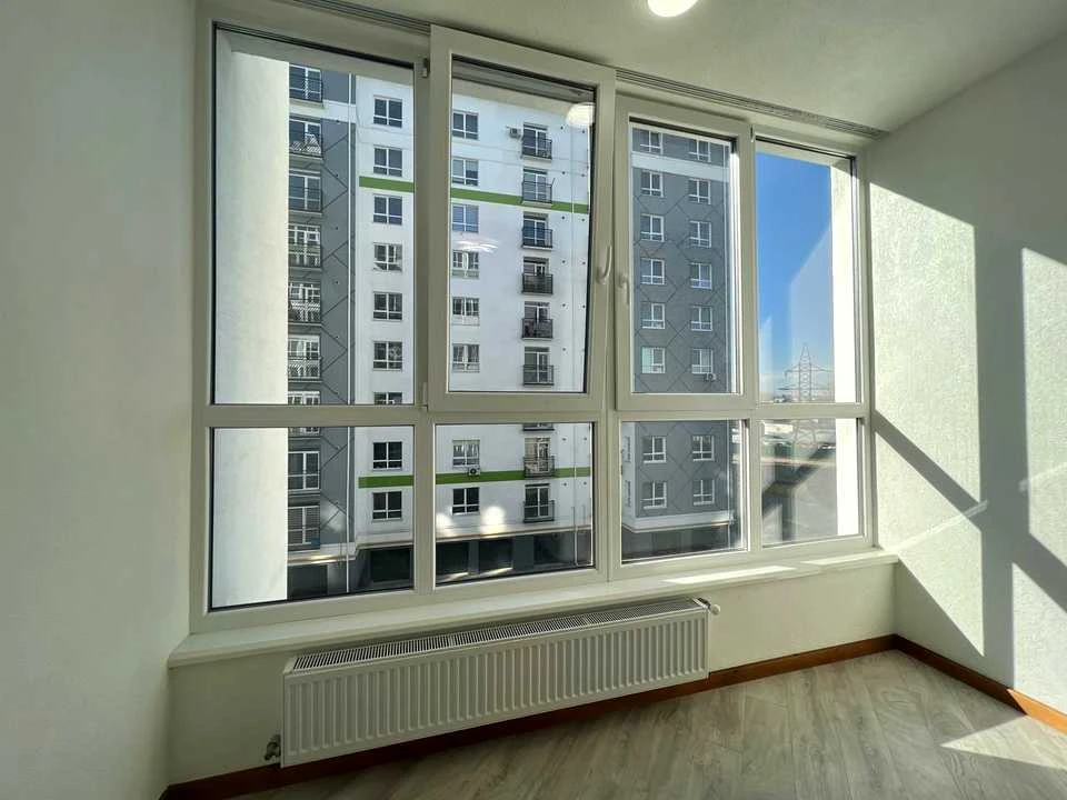 Apartment. Ivano-Frankivsk, Oleksandra Dovzhenka St.