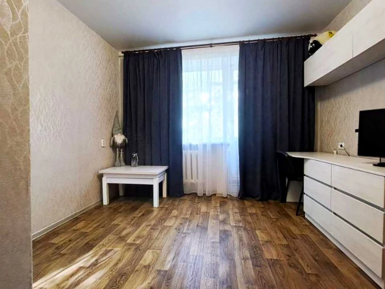 Квартира. Чернігів, Соборності вул.