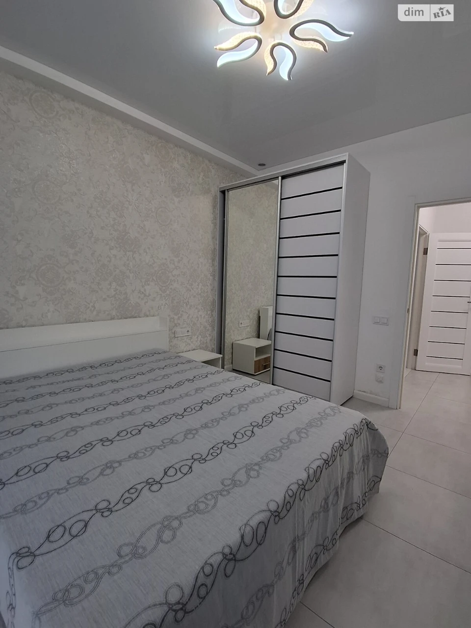 Long-Term Rent Apartment, Holosiiv