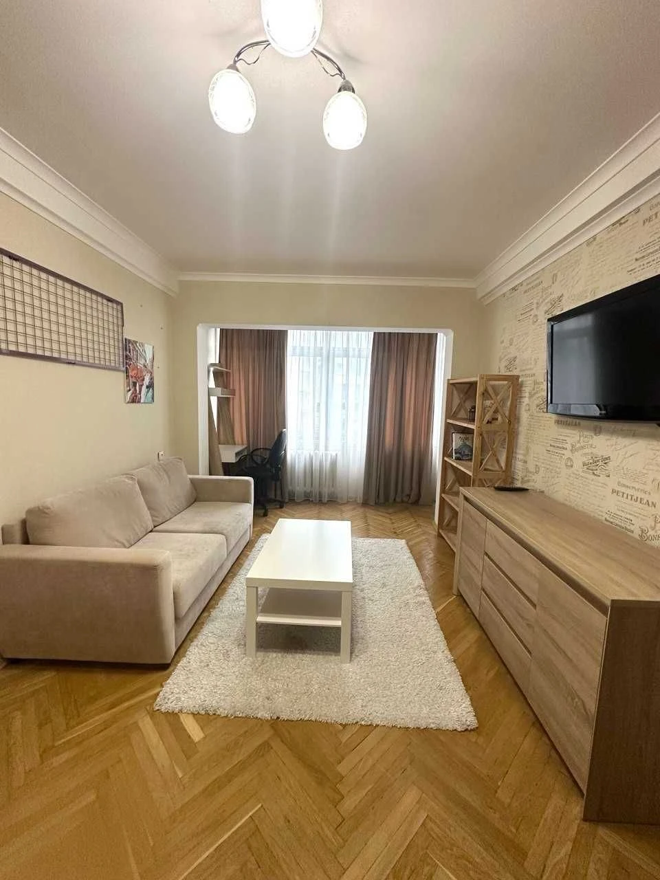 Продаж 1к квартири вул. П. Тичини,1