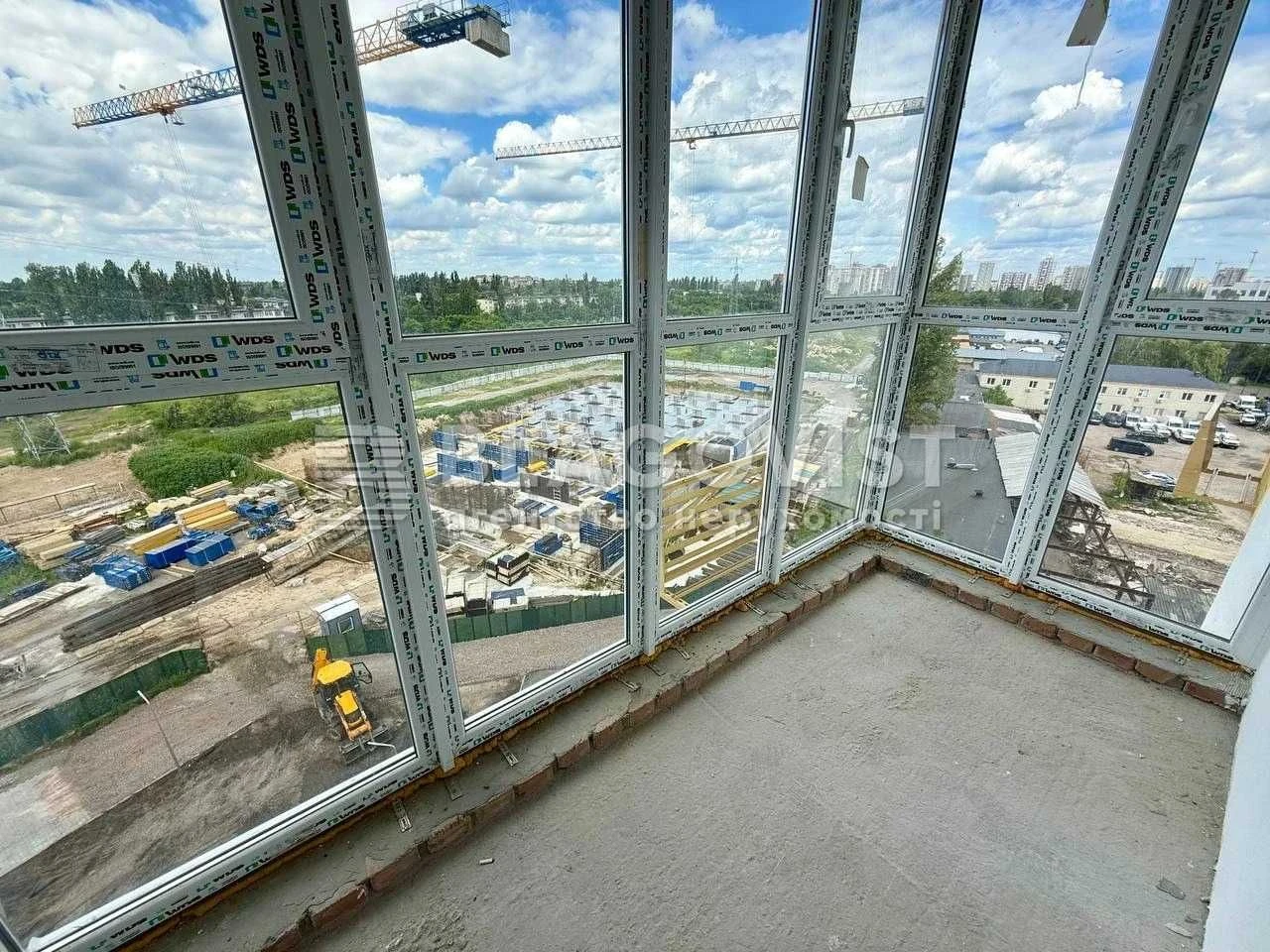 Продажа 1-комнатной квартиры в ЖК "Сирецькі Сади" рядом с парком, срочно, Нивки Сир