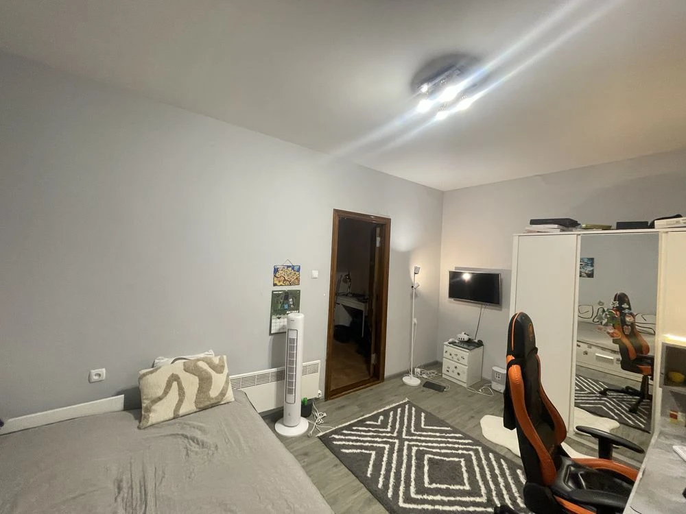 Sale of a 3-room apartment in Verstavbudilnikov Street 3