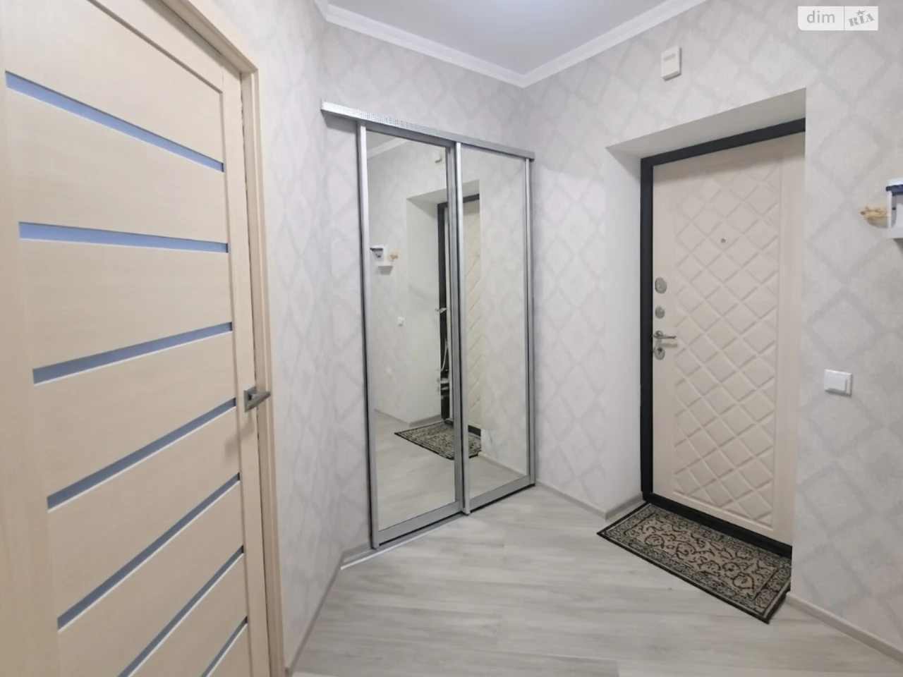 Long-Term Rental Apartment Near the Estate