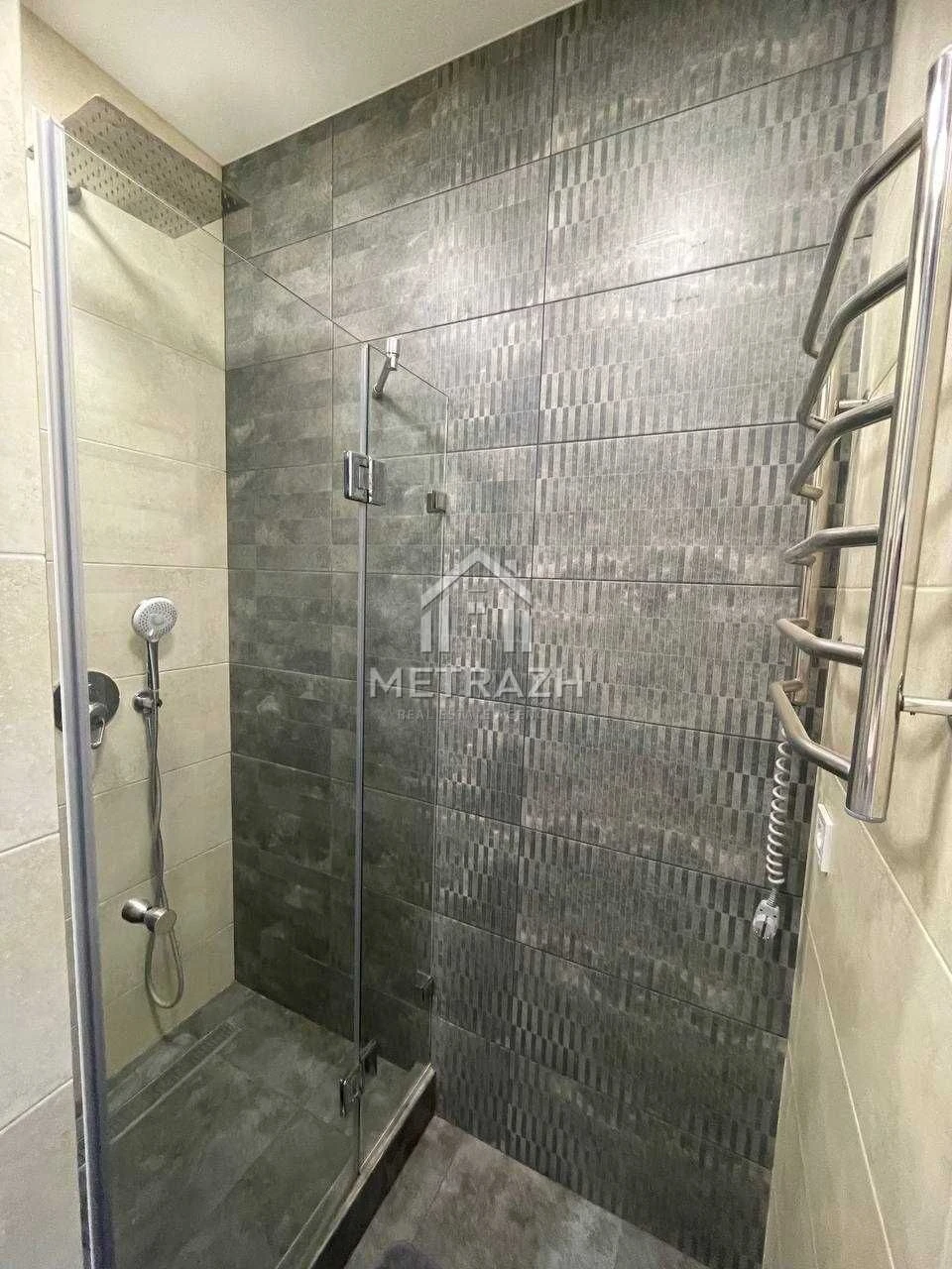 For sale 1-room apartment in residential area Rogatinsky, near Central Market metro.