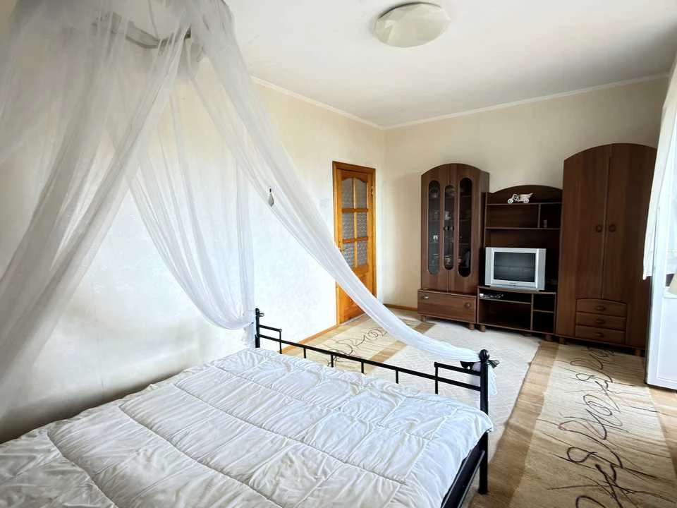 Apartment. Dragomano St., Kyiv