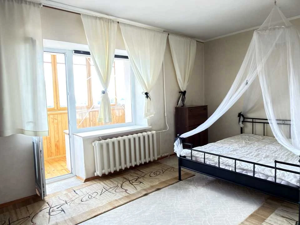 Apartment. Dragomano St., Kyiv