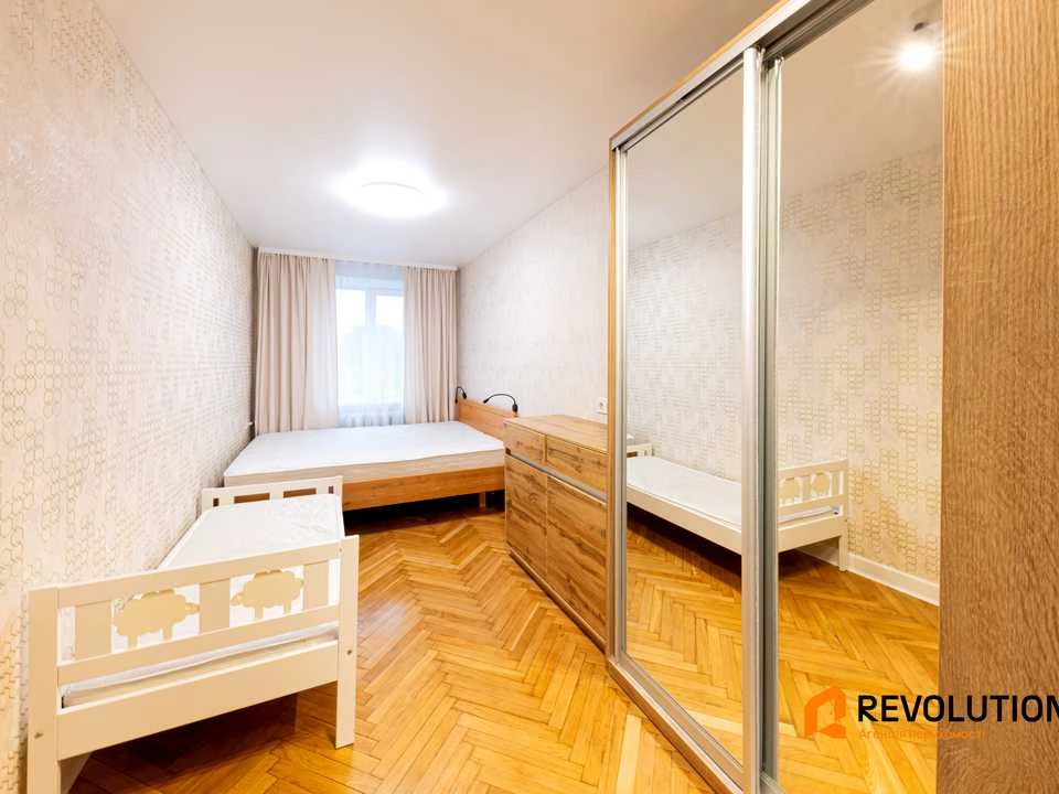 Квартира. Київ, Білоруська вул.