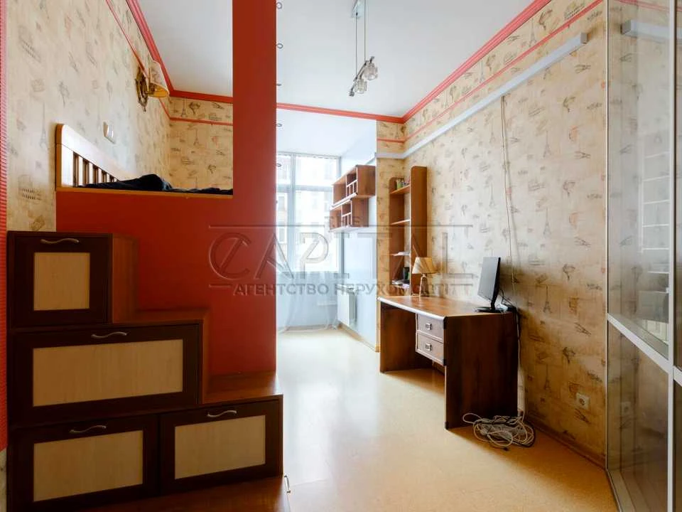 Apartment. Eugene Konovalets Street, Kyiv