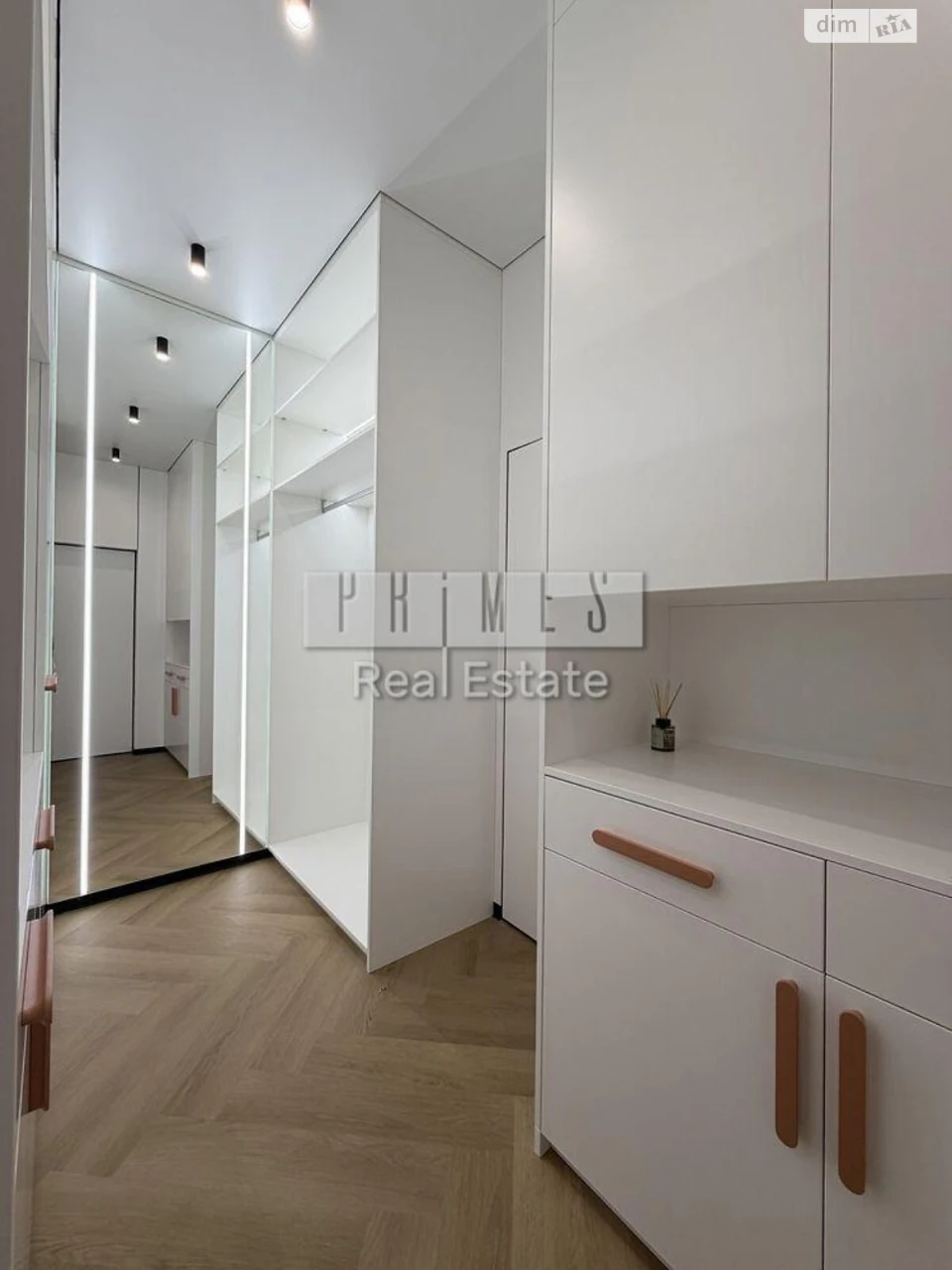 Long-Term Rental Apartment, Saperne Pole