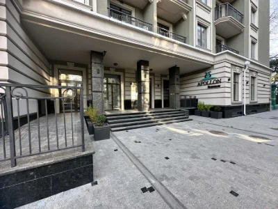 В продаже просторная 1-комнатная в сданном доме в центре, ЖК