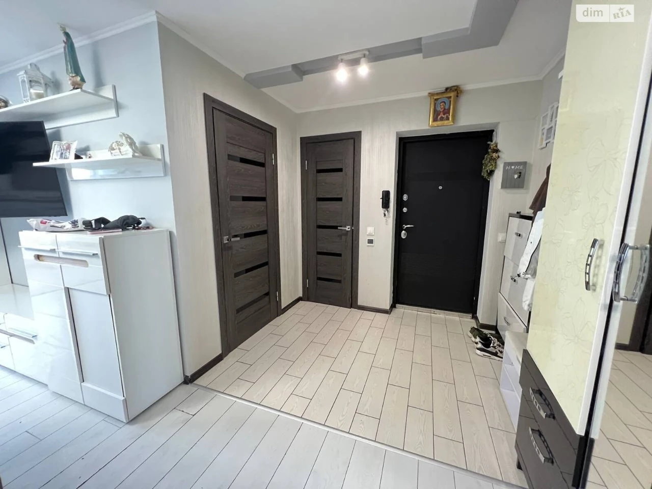 Sale of Apartment in the East