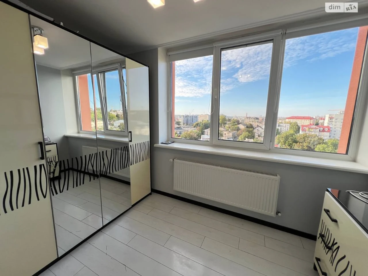 Sale of Apartment in the East