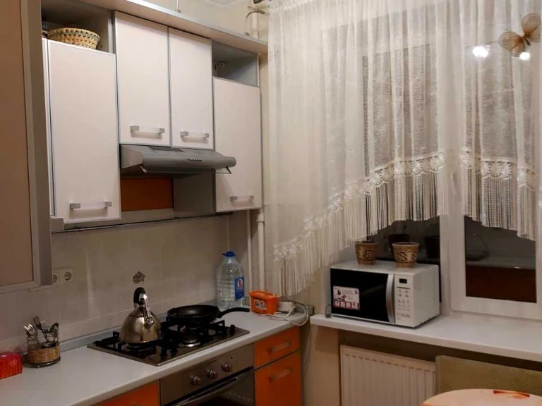 Квартира. Київ, Соборності просп.