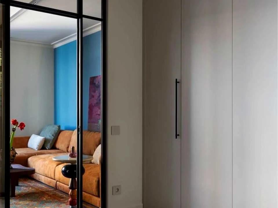 Apartment. Kyiv, Mikolsko-Slobids'ka St.