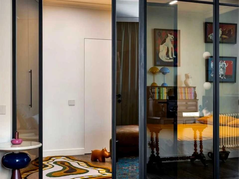 Apartment. Kyiv, Mikolsko-Slobids'ka St.