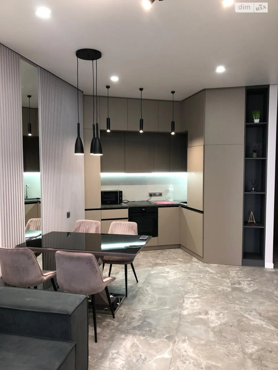 Long-Term Rental Apartment, Shulyavka
